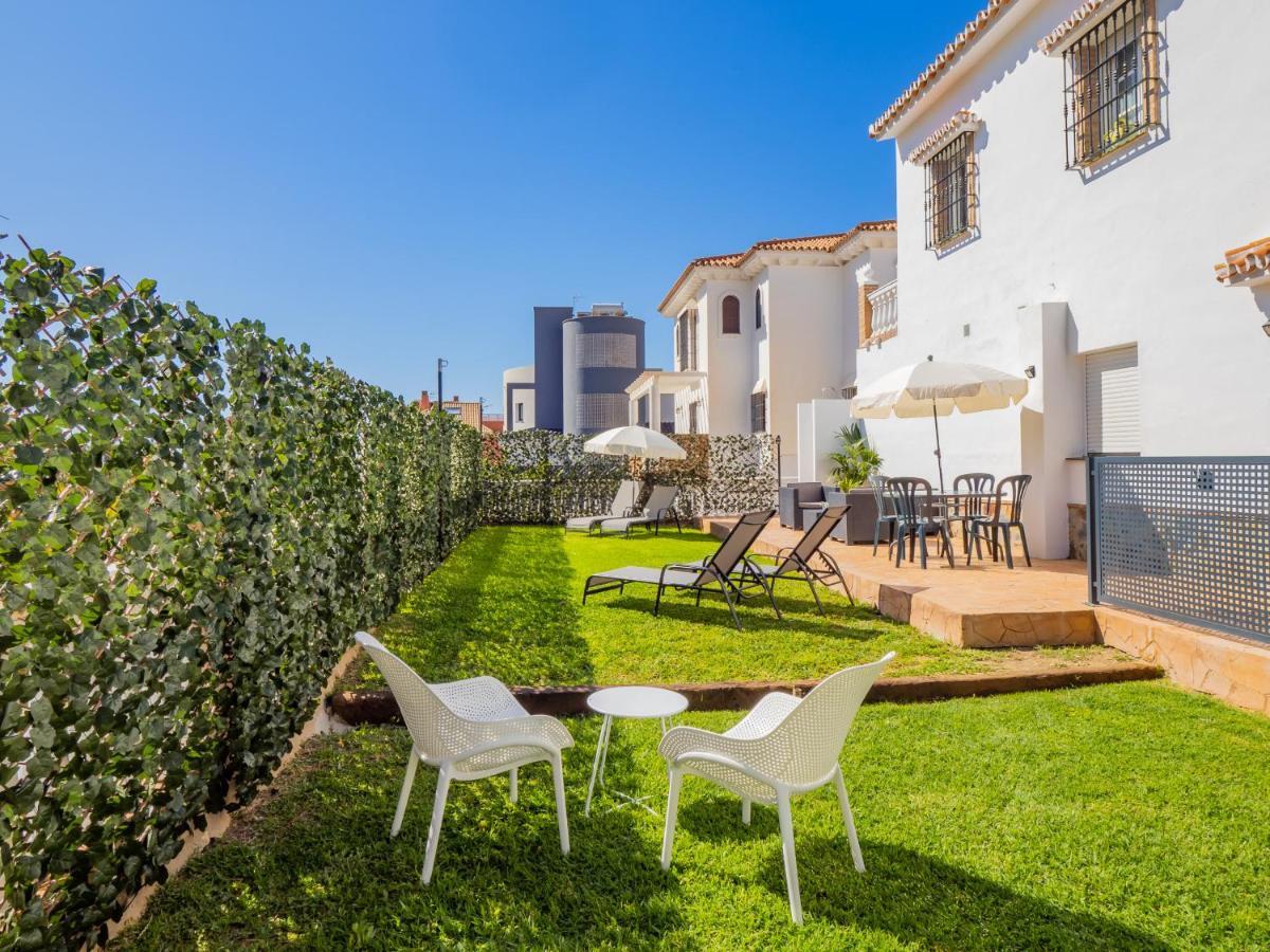 Cubo'S Hostal William'S Sunny 1 With Breakfast Torre de Benagalbon Exterior photo