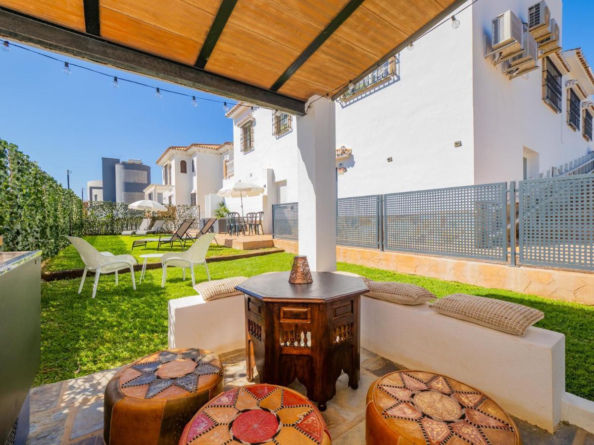 Cubo'S Hostal William'S Sunny 1 With Breakfast Torre de Benagalbon Exterior photo