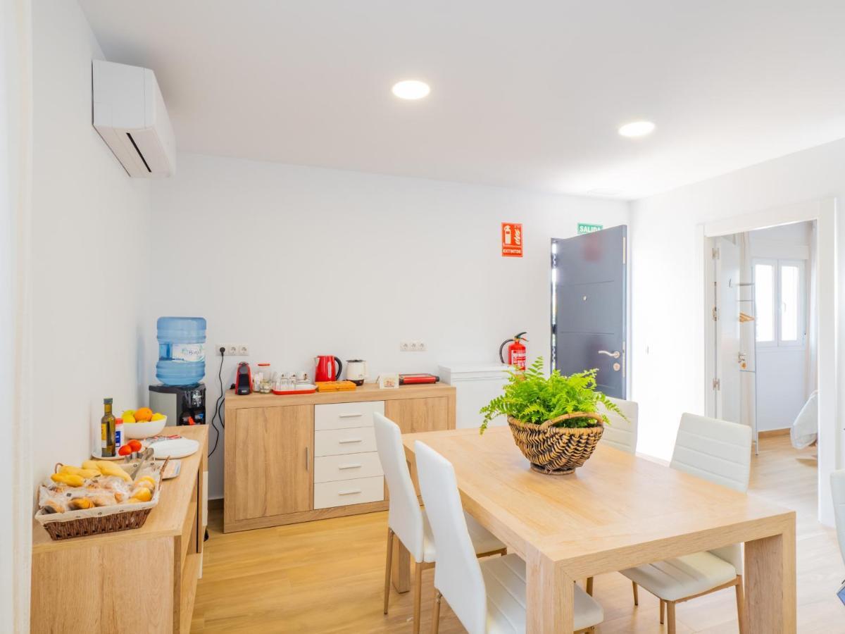 Cubo'S Hostal William'S Sunny 1 With Breakfast Torre de Benagalbon Exterior photo