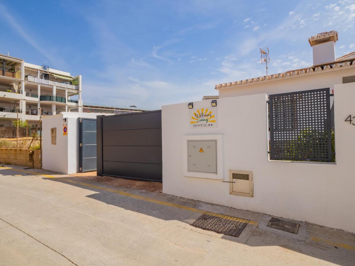 Cubo'S Hostal William'S Sunny 1 With Breakfast Torre de Benagalbon Exterior photo
