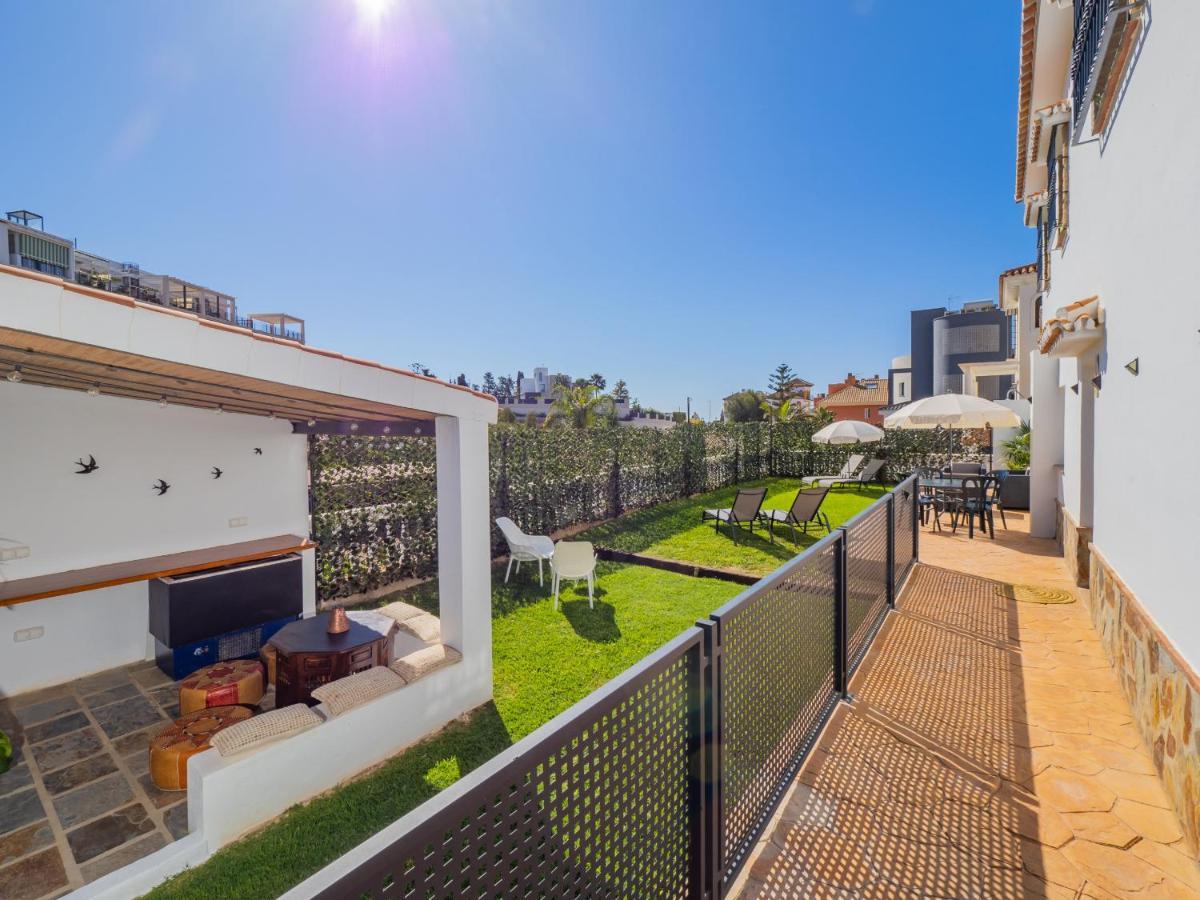 Cubo'S Hostal William'S Sunny 1 With Breakfast Torre de Benagalbon Exterior photo