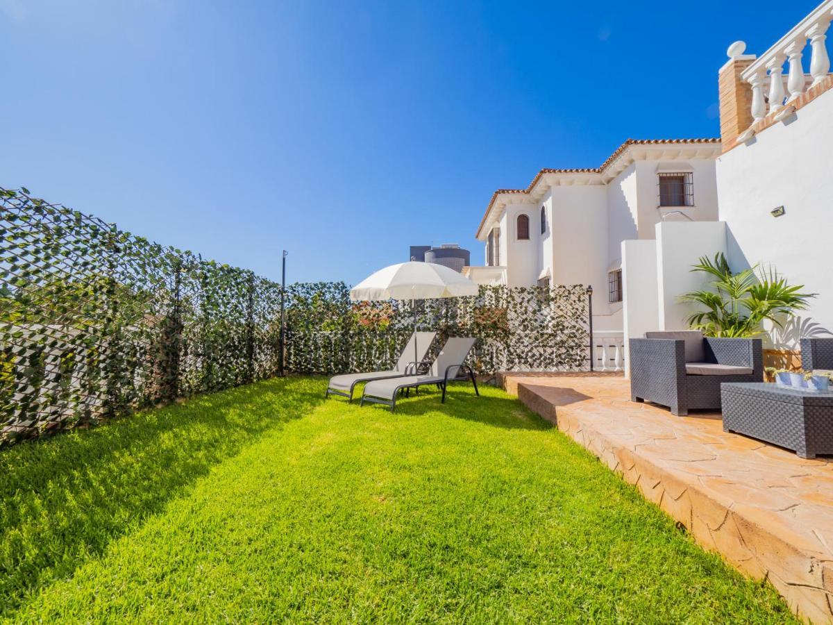 Cubo'S Hostal William'S Sunny 1 With Breakfast Torre de Benagalbon Exterior photo